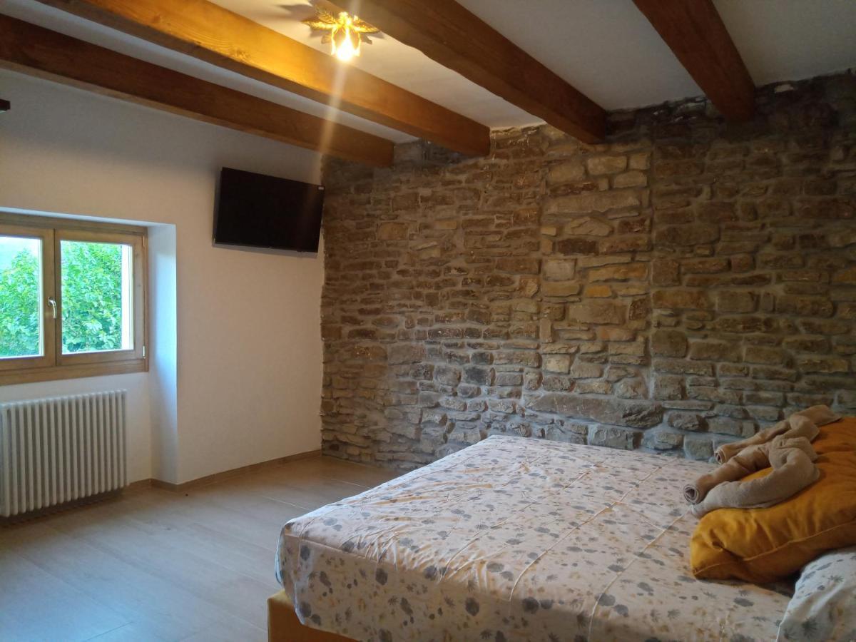 Agriturismo Il Regno Del Marrone Castel del Rio Экстерьер фото
